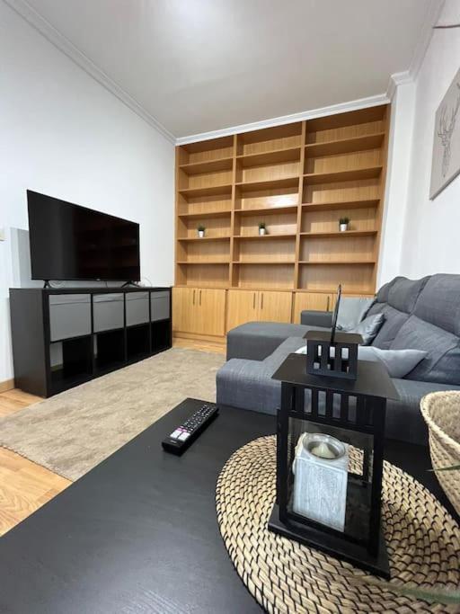 Atico Vintage Con Terraza Apartment Vigo Ngoại thất bức ảnh