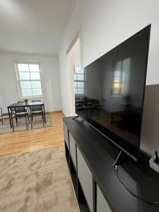 Atico Vintage Con Terraza Apartment Vigo Ngoại thất bức ảnh