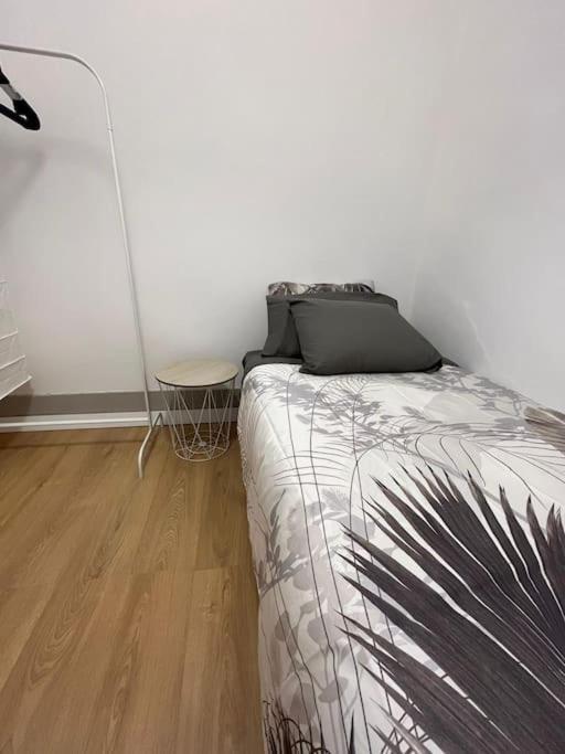 Atico Vintage Con Terraza Apartment Vigo Ngoại thất bức ảnh